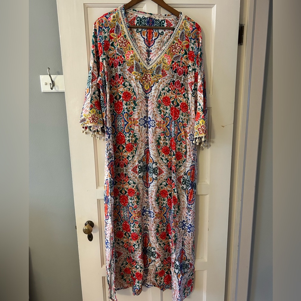 Vibrant and Beautiful Soft Surroundings Dress